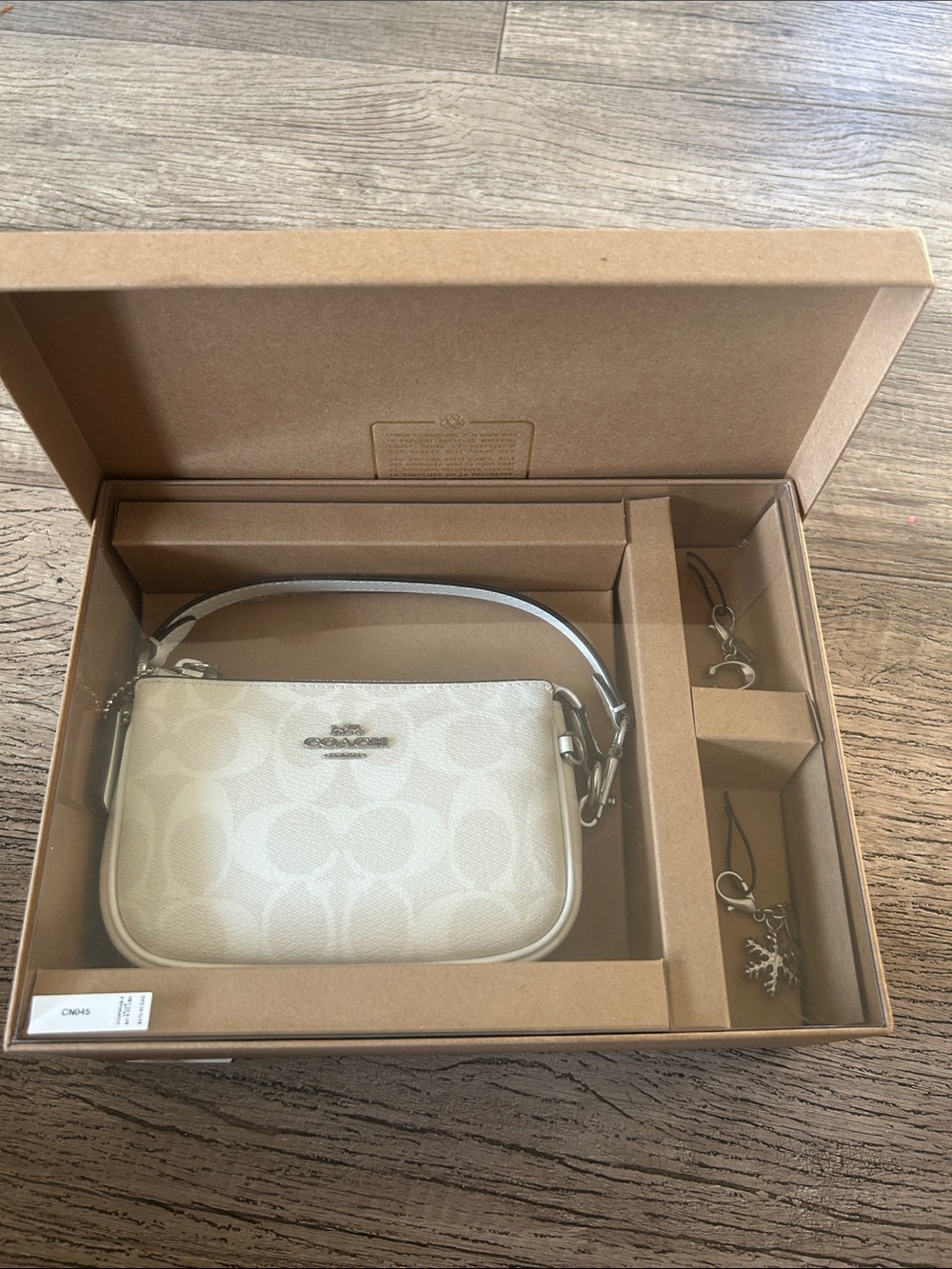 Coach Cream Signature Wristlet with Silver Hardware Giftset